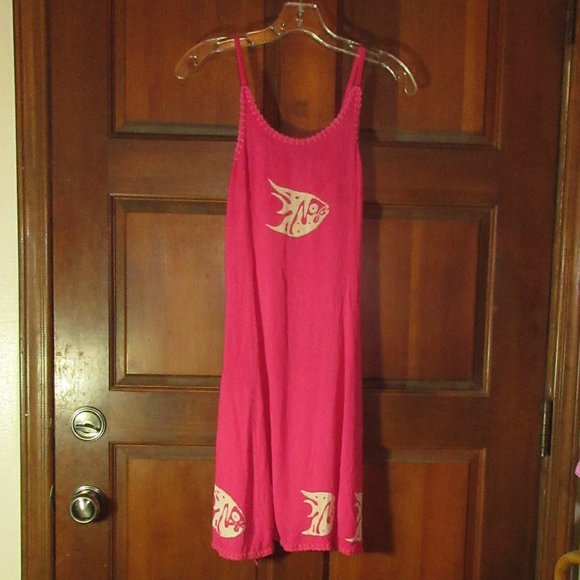 NEW PINK Rayon Fish Dress Medium ISLAND STUFF - Picture 1 of 5